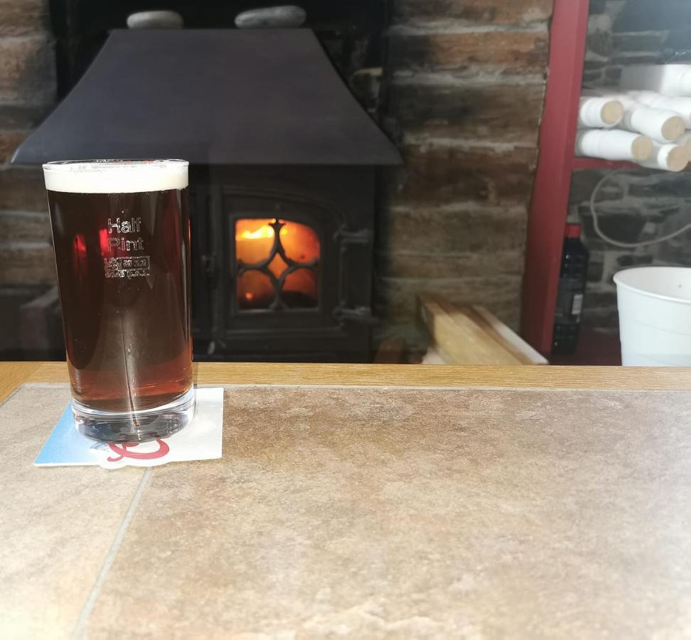 Tintagel Arms Bed And Breakfast Экстерьер фото
