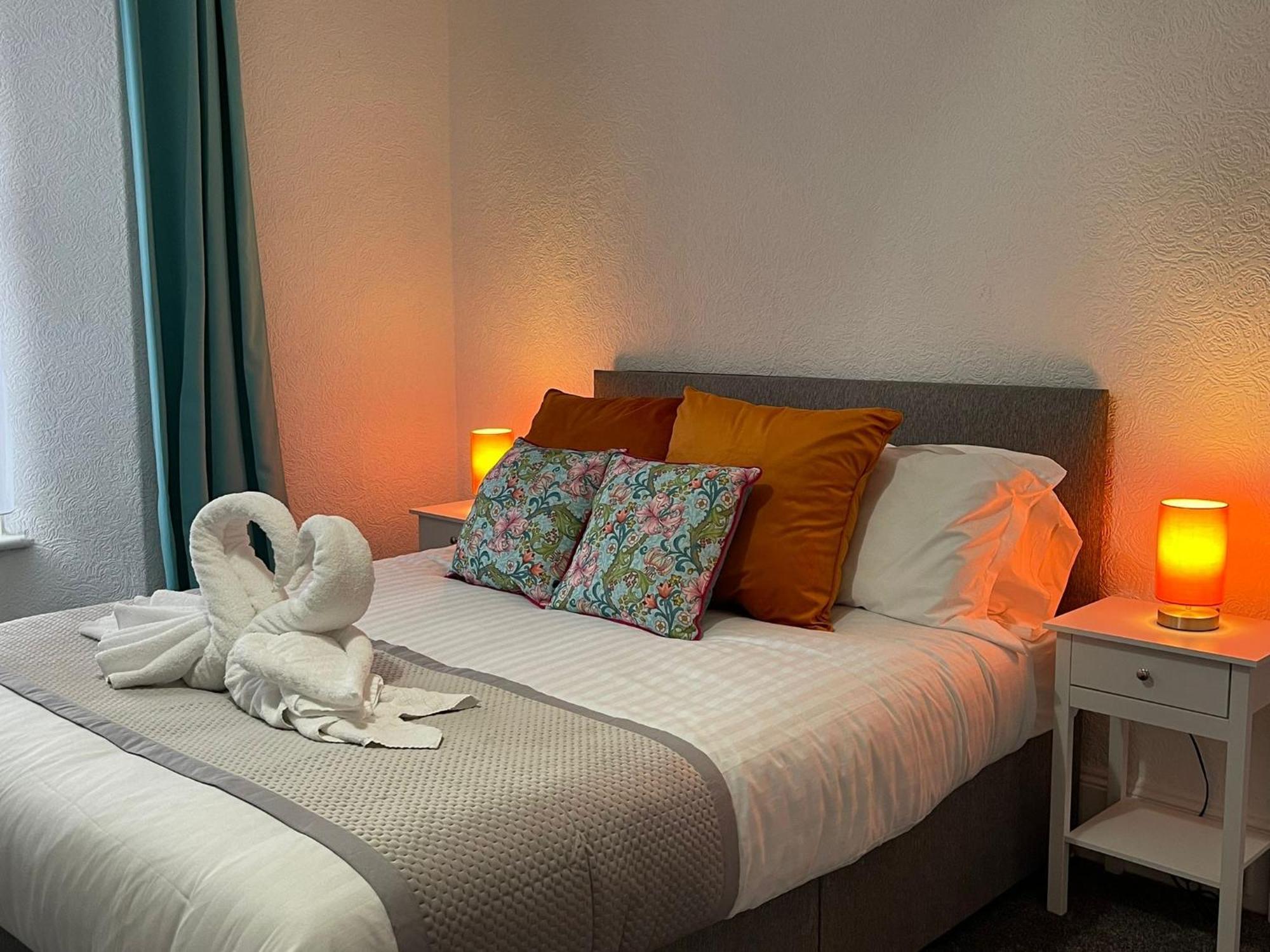 Tintagel Arms Bed And Breakfast Экстерьер фото