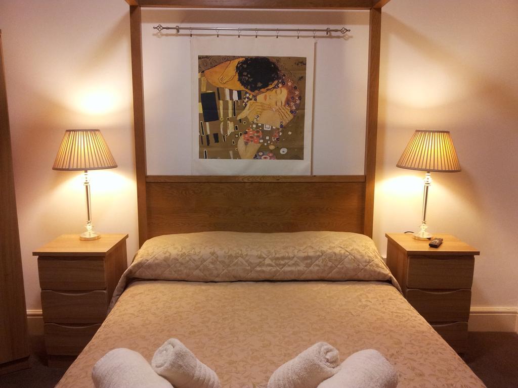 Tintagel Arms Bed And Breakfast Экстерьер фото