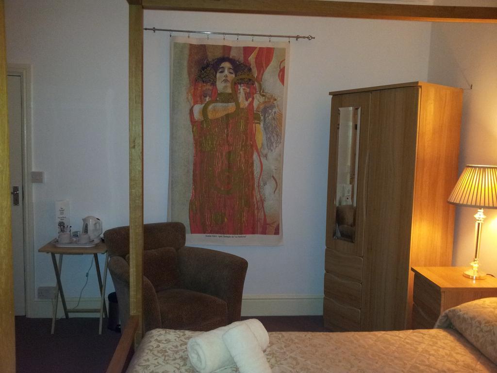 Tintagel Arms Bed And Breakfast Экстерьер фото