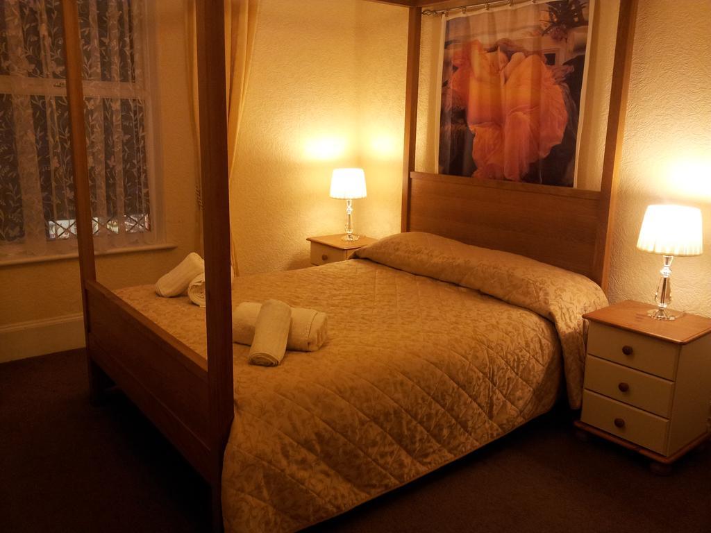 Tintagel Arms Bed And Breakfast Экстерьер фото