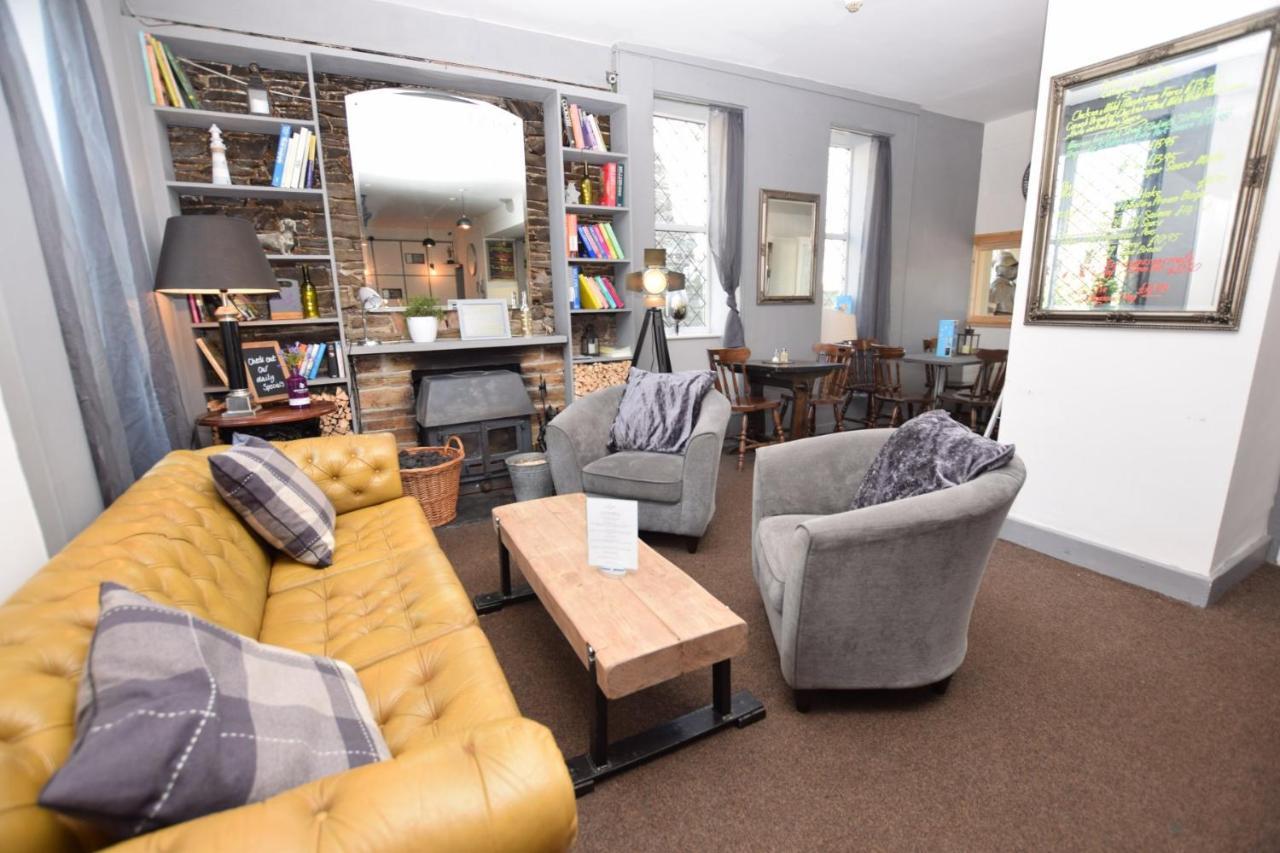 Tintagel Arms Bed And Breakfast Экстерьер фото